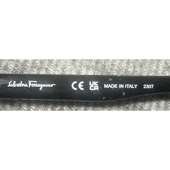 Salvatore Ferragamo Italy SF600S 220 61•14 Sunglasses